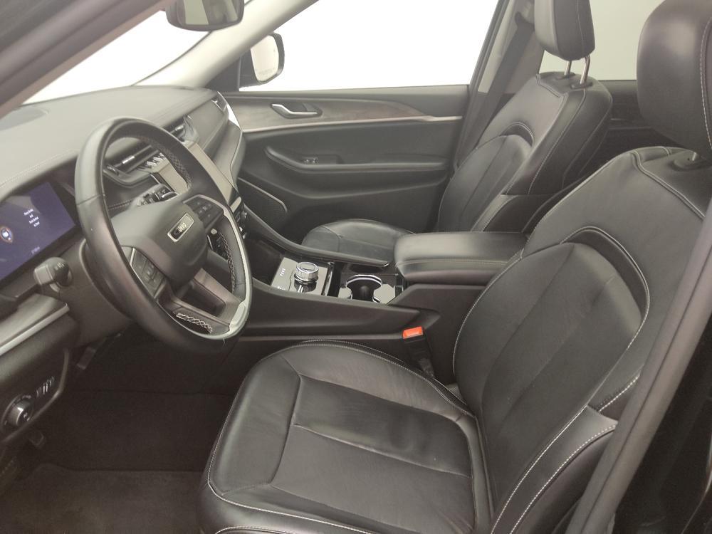 used 2022 Jeep Grand Cherokee car, priced at $29,395