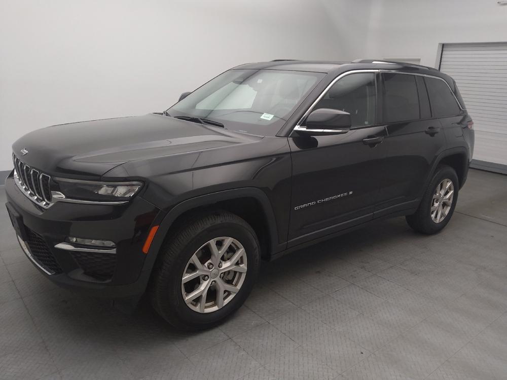 used 2022 Jeep Grand Cherokee car, priced at $29,395