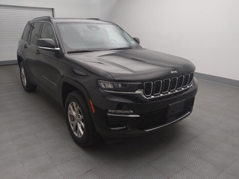 used 2022 Jeep Grand Cherokee car, priced at $29,395