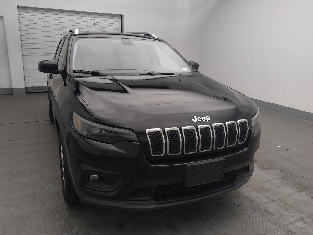used 2020 Jeep Cherokee car, priced at $18,295
