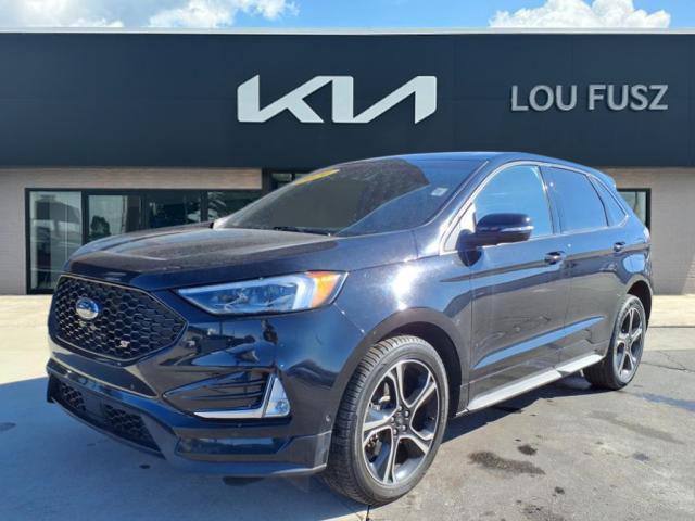 used 2020 Ford Edge car