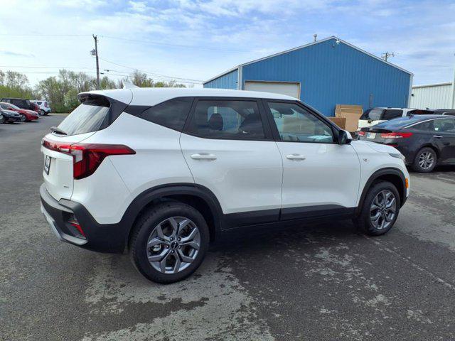 used 2024 Kia Seltos car, priced at $25,435