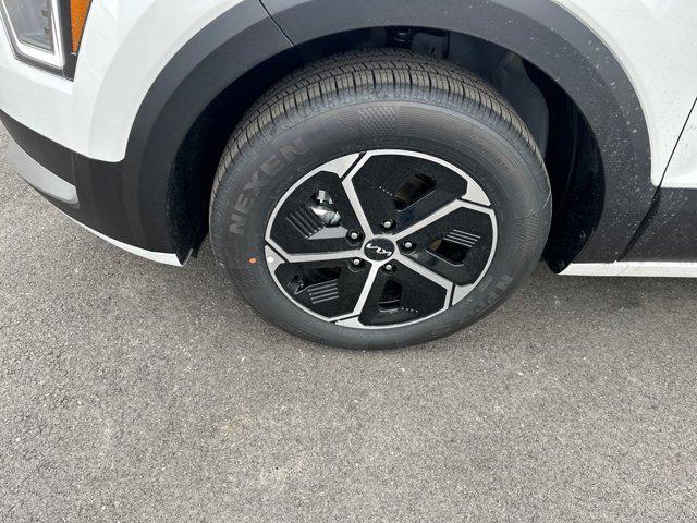new 2025 Kia Niro car, priced at $31,085