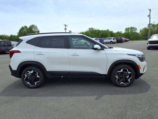 new 2025 Kia Seltos car, priced at $28,270