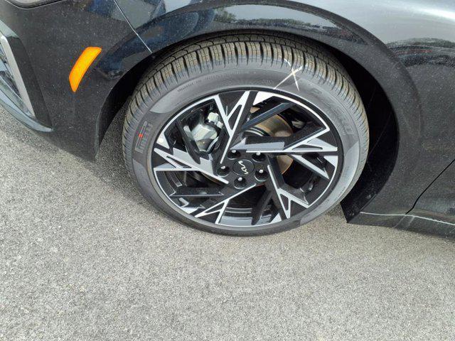 new 2025 Kia K5 car, priced at $33,150