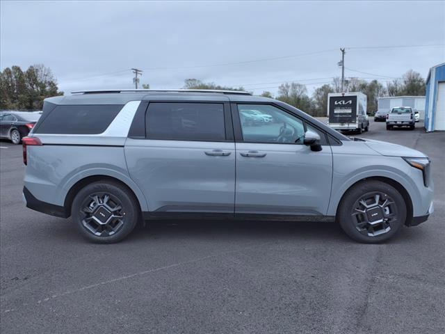 new 2025 Kia Carnival car, priced at $44,023