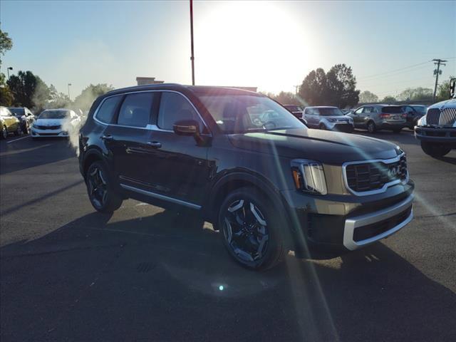 new 2025 Kia Telluride car, priced at $42,142