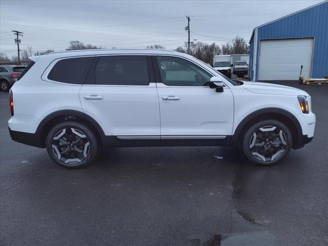 new 2025 Kia Telluride car, priced at $45,938