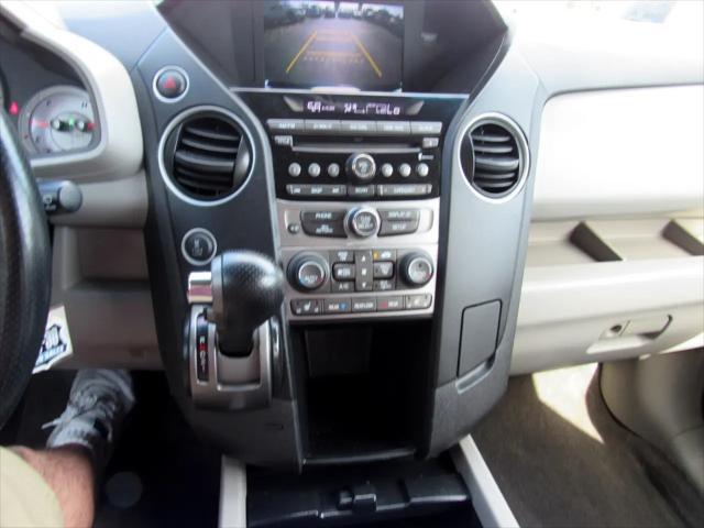 used 2012 Honda Pilot car, priced at $12,995
