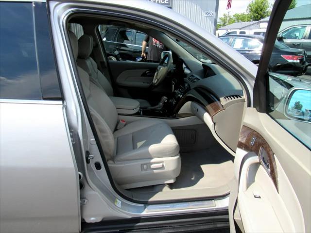 used 2013 Acura MDX car, priced at $12,495
