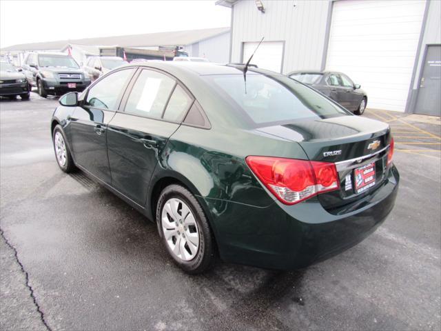 used 2014 Chevrolet Cruze car, priced at $9,498