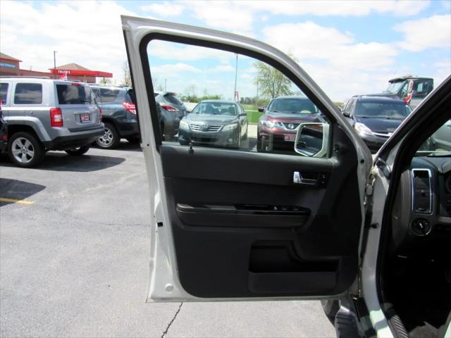 used 2008 Ford Escape car, priced at $8,995