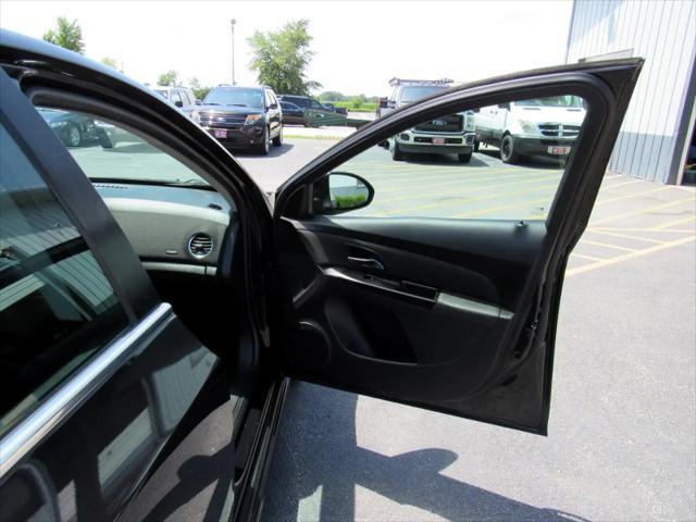 used 2014 Chevrolet Cruze car, priced at $8,895