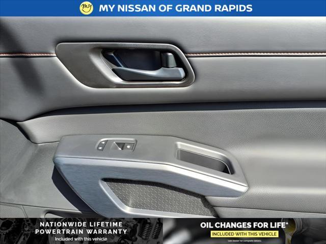 new 2025 Nissan Pathfinder car, priced at $43,960