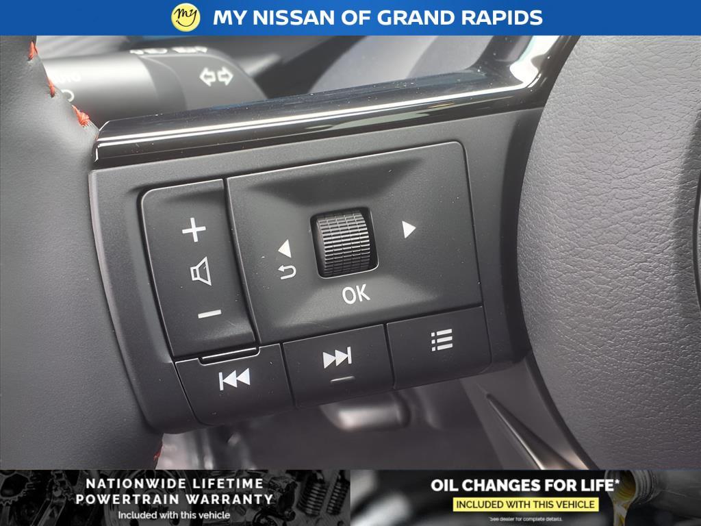 new 2025 Nissan Kicks car, priced at $31,008
