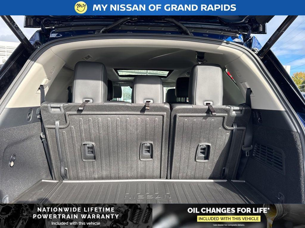 new 2025 Nissan Pathfinder car, priced at $46,564