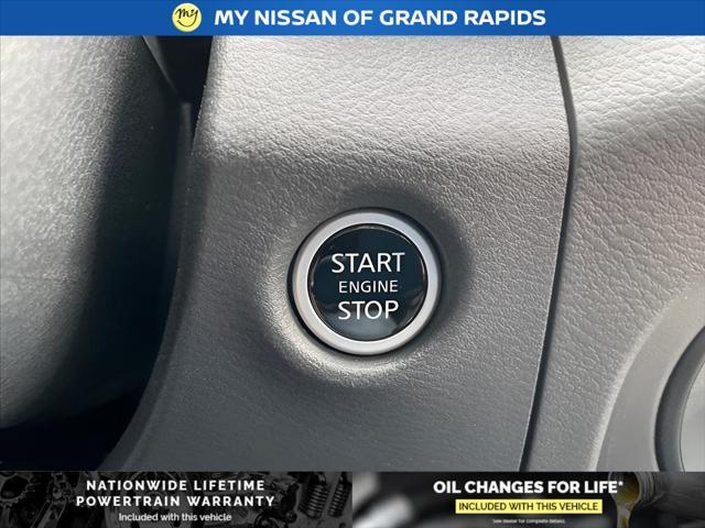 new 2024 Nissan Frontier car, priced at $39,924
