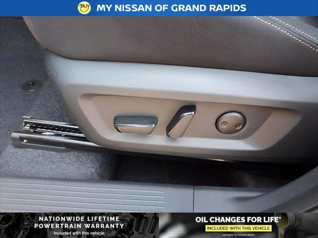 new 2025 Nissan Rogue car, priced at $32,179