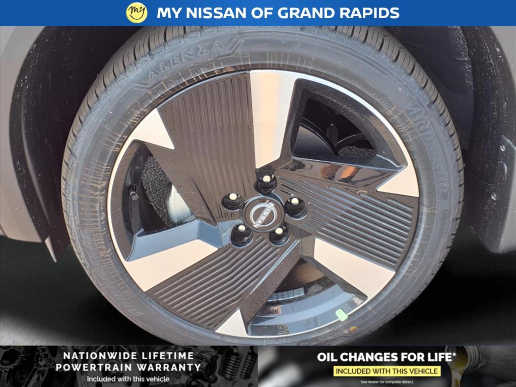 new 2025 Nissan Kicks car, priced at $28,743