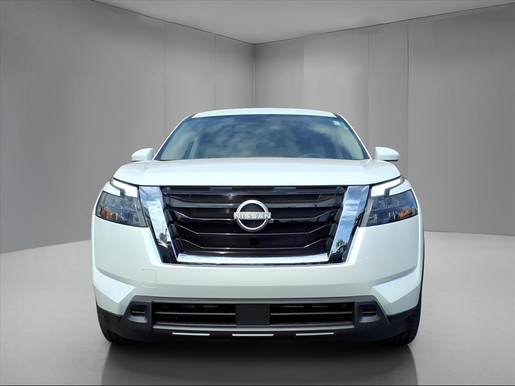 new 2025 Nissan Pathfinder car, priced at $37,071