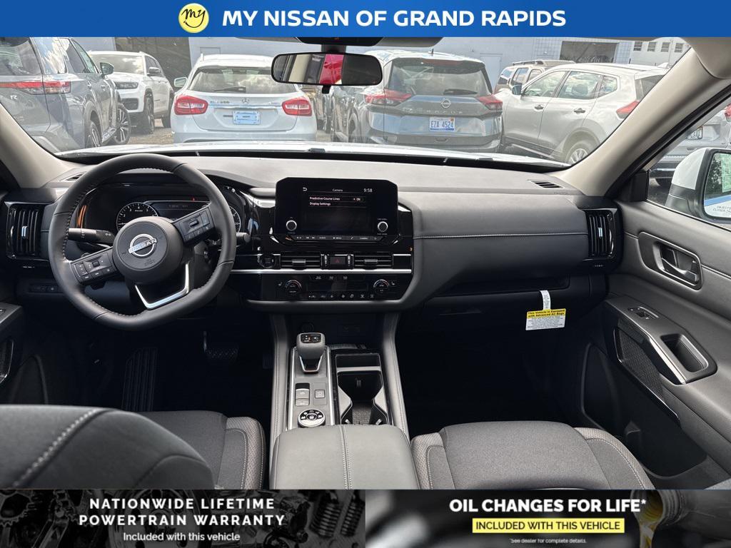 new 2025 Nissan Pathfinder car, priced at $41,571