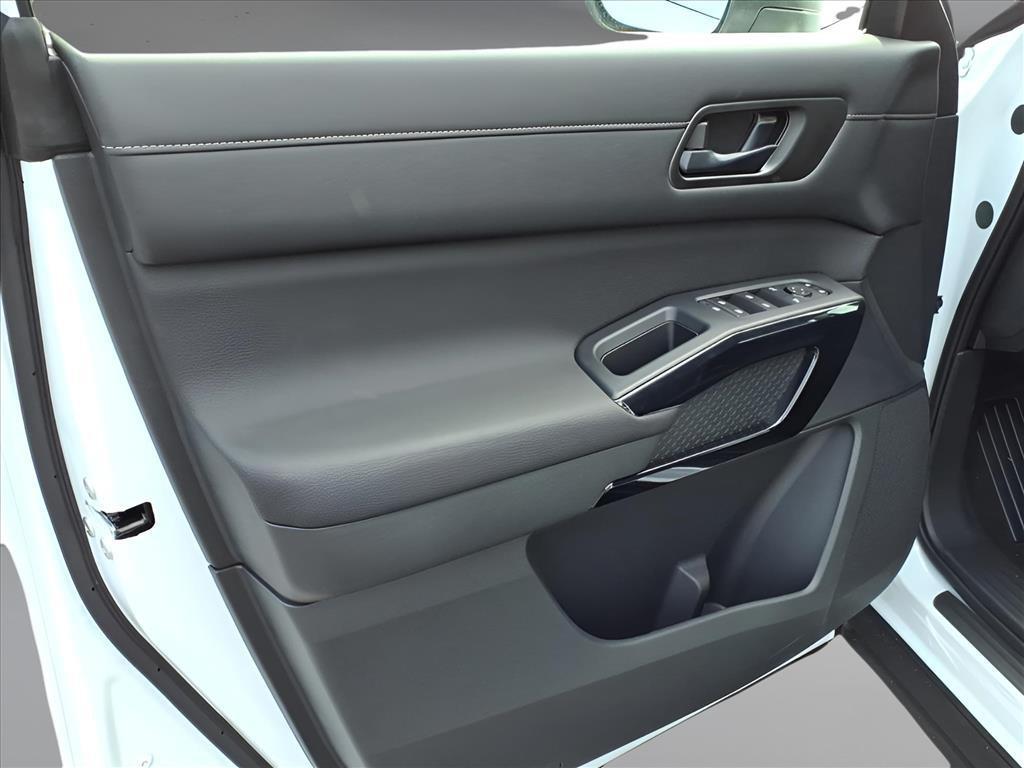 new 2025 Nissan Pathfinder car, priced at $37,071