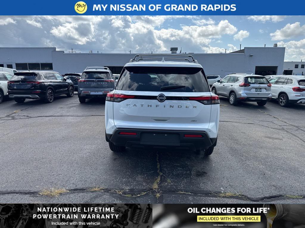 new 2025 Nissan Pathfinder car, priced at $41,571