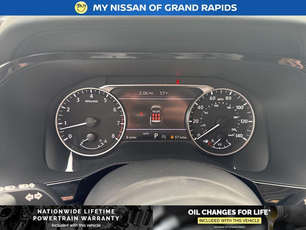 new 2025 Nissan Pathfinder car, priced at $36,713