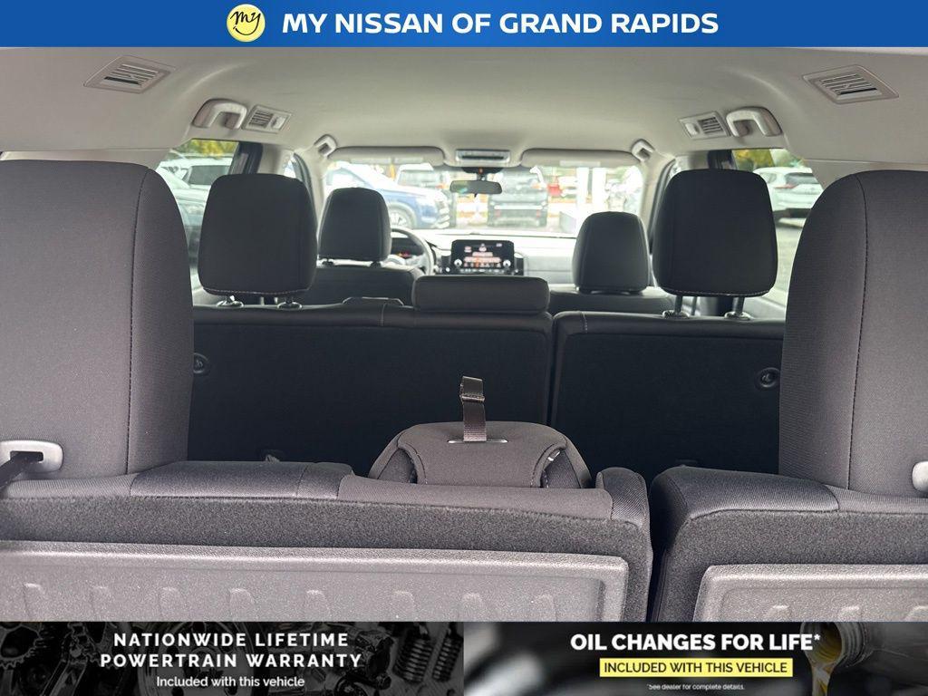 new 2025 Nissan Pathfinder car, priced at $36,713