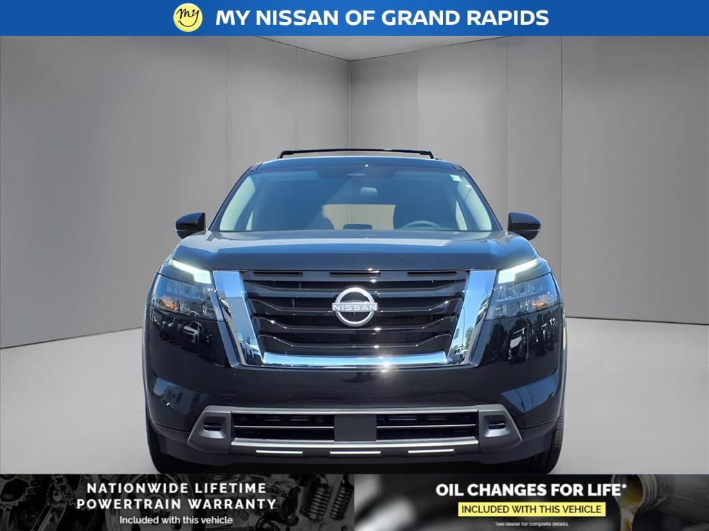 new 2025 Nissan Pathfinder car, priced at $38,384