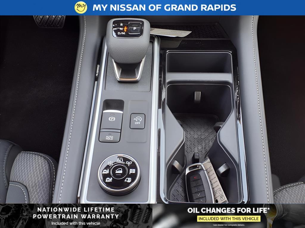 new 2025 Nissan Pathfinder car, priced at $38,384