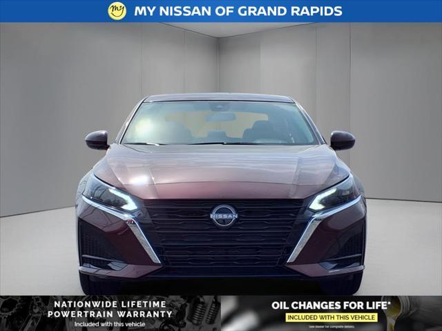 new 2025 Nissan Altima car, priced at $30,322