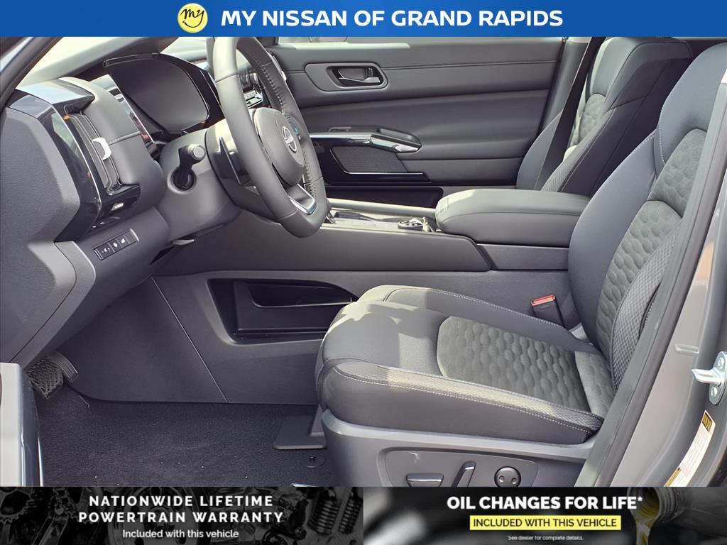 new 2025 Nissan Pathfinder car, priced at $38,171