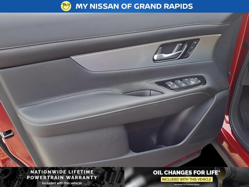 new 2025 Nissan Murano car, priced at $42,311