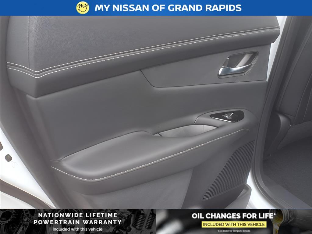 new 2025 Nissan Murano car, priced at $42,957