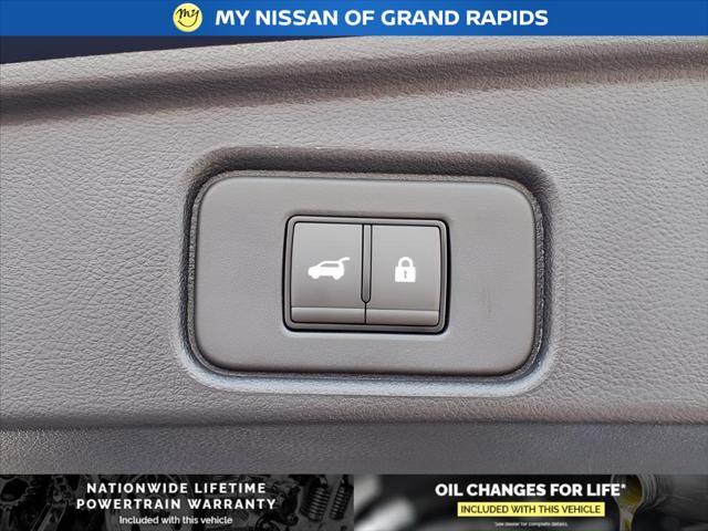 new 2025 Nissan Pathfinder car, priced at $44,338