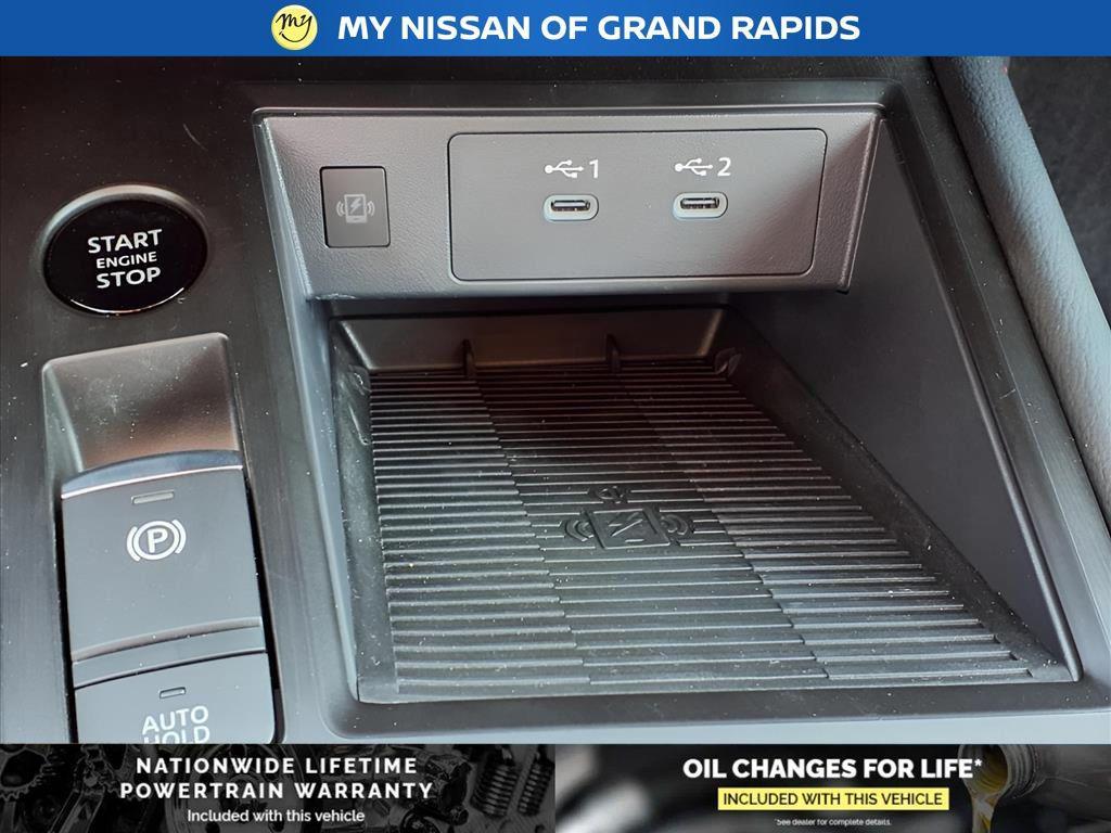 new 2025 Nissan Kicks car, priced at $27,498