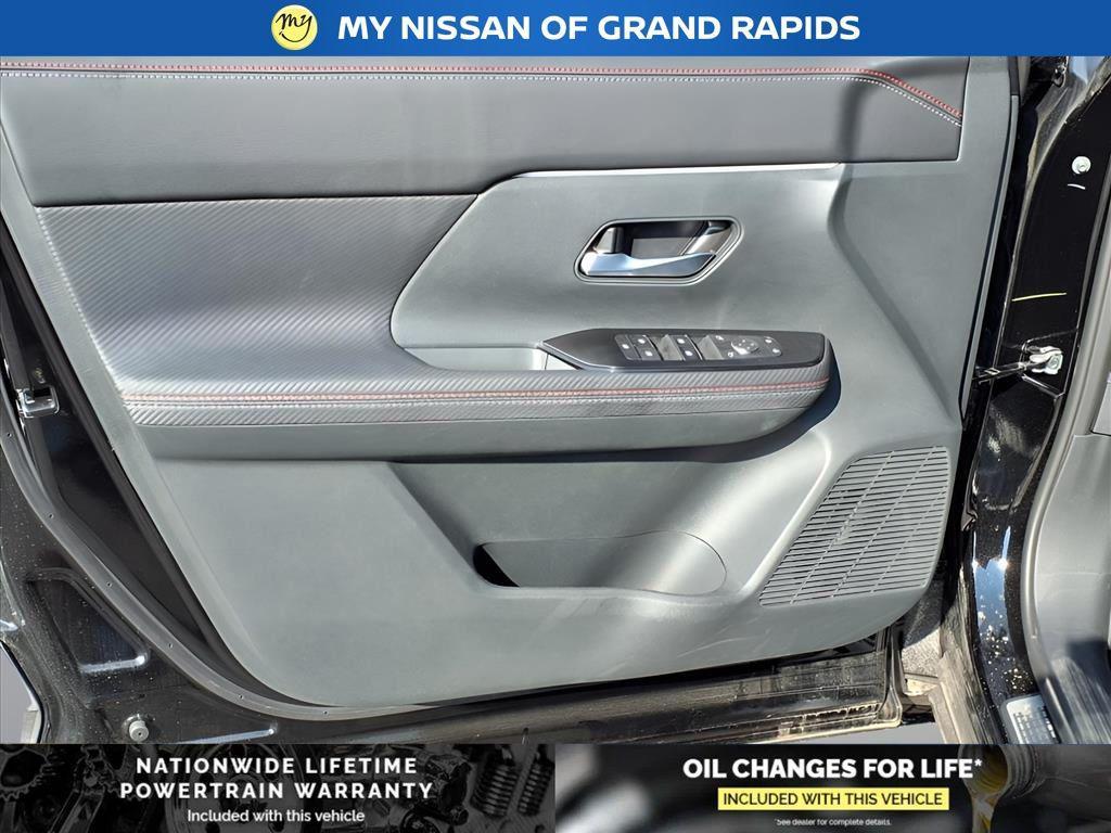 new 2025 Nissan Kicks car, priced at $27,498