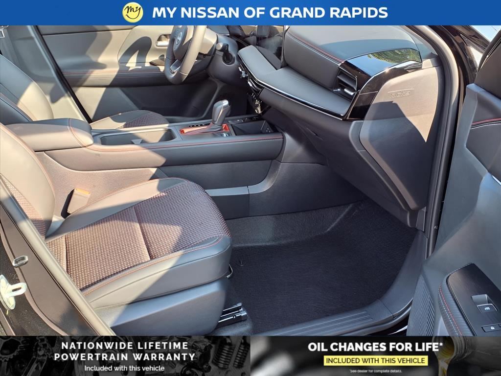 new 2025 Nissan Kicks car, priced at $29,524