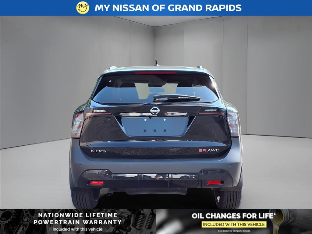 new 2025 Nissan Kicks car, priced at $29,524