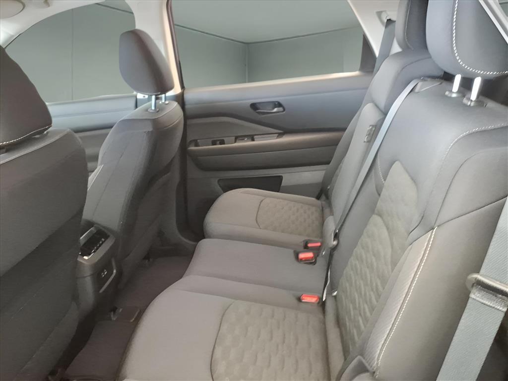 new 2025 Nissan Pathfinder car, priced at $36,671