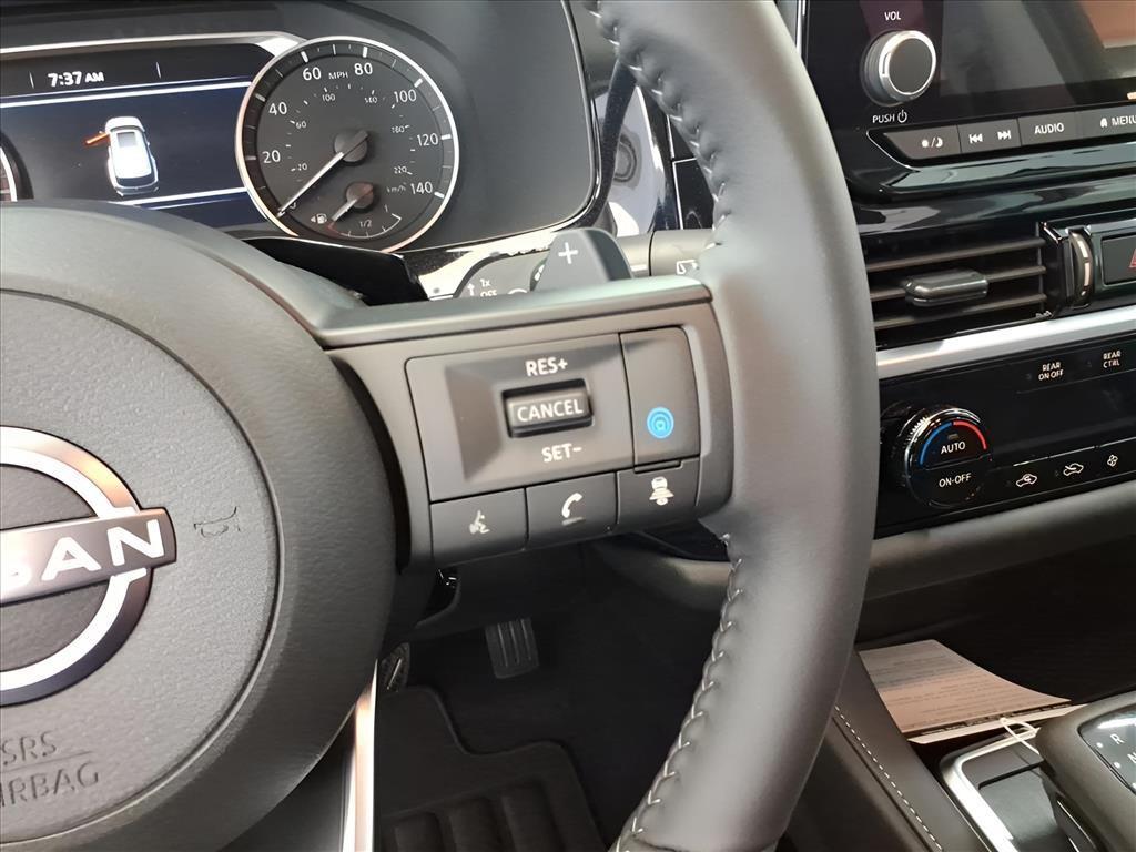 new 2025 Nissan Pathfinder car, priced at $36,671