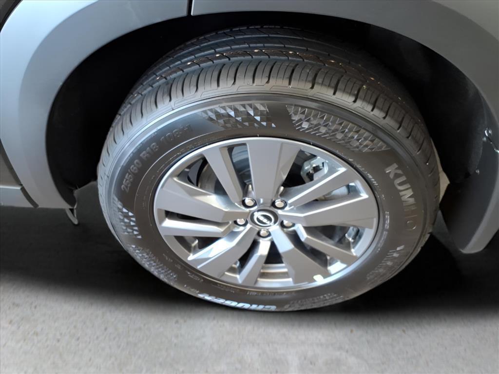 new 2025 Nissan Pathfinder car, priced at $36,671