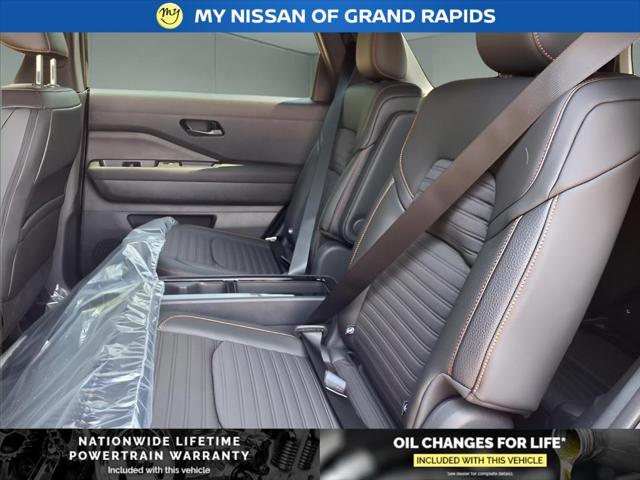 new 2025 Nissan Pathfinder car, priced at $43,960