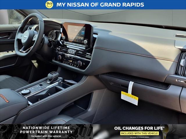 new 2025 Nissan Pathfinder car, priced at $43,960