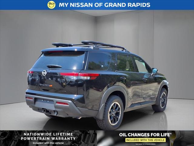 new 2025 Nissan Pathfinder car, priced at $43,960