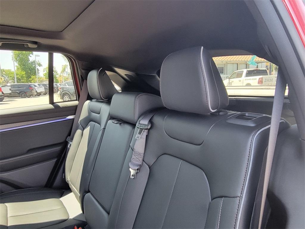 new 2025 Jeep Wagoneer S car, priced at $45,790