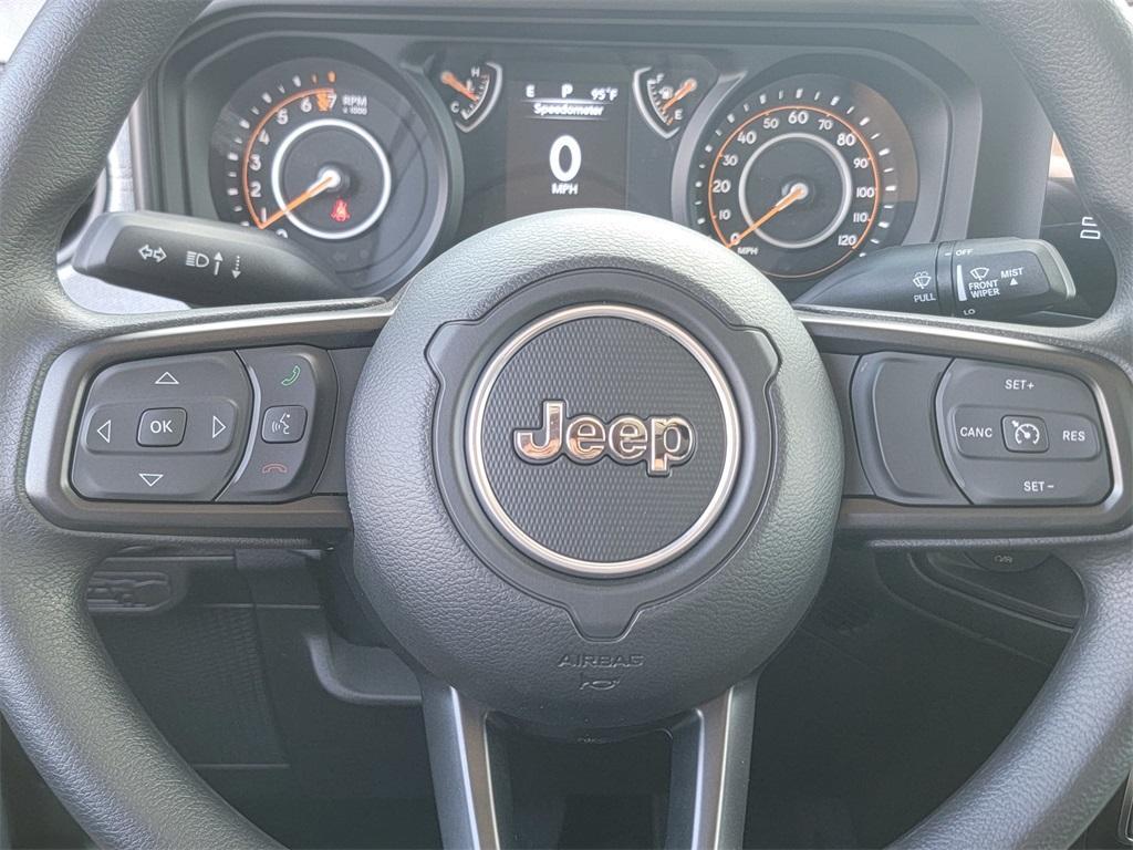 new 2025 Jeep Gladiator car, priced at $41,180