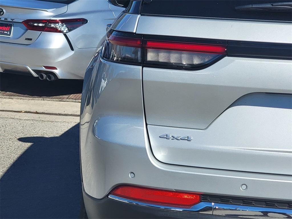 new 2025 Jeep Grand Cherokee car, priced at $32,125