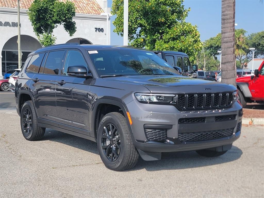 new 2025 Jeep Grand Cherokee L car, priced at $42,271